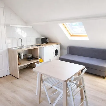 Capucin Studio Proche Chu, Centre Historique & Faculte De Medecine - Linge & Menage Inclus